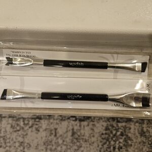 Woosh Double-Ended Brushes